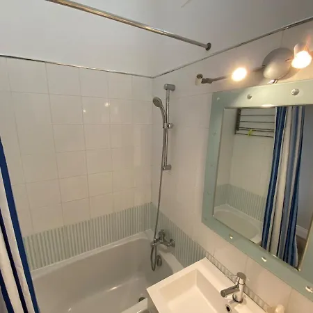 Appartement Lumineux & Commerces A Pied *